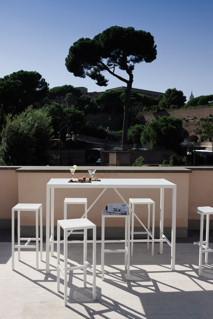 Sgabello Conrad [b]