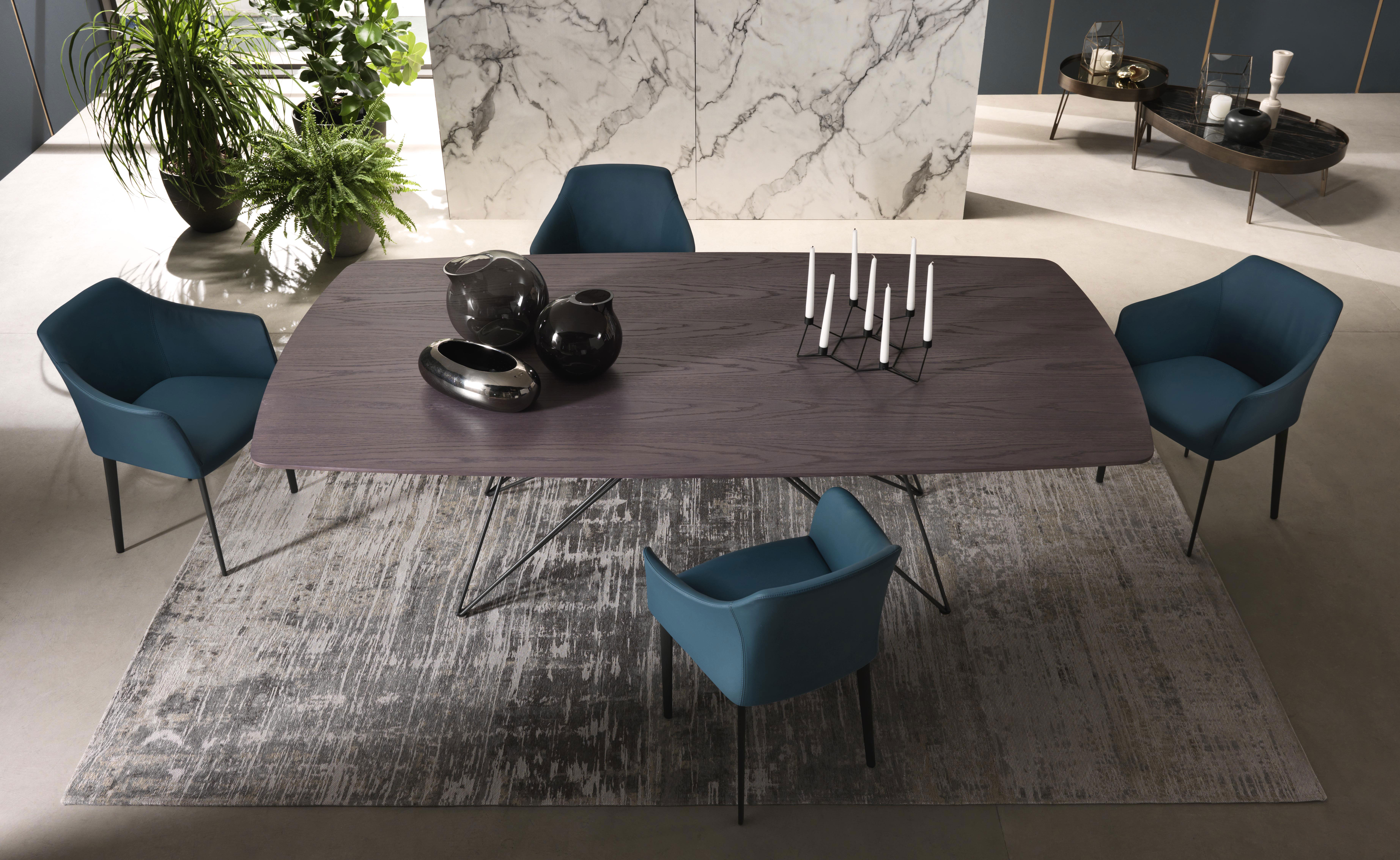 Table Pegaso Ceramic