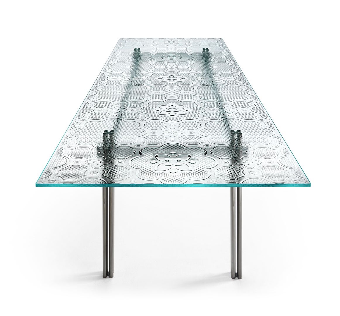 Tisch Cristaline