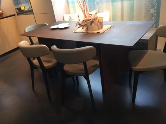 ARRITAL tavolo da pranzo Paperstone Siena