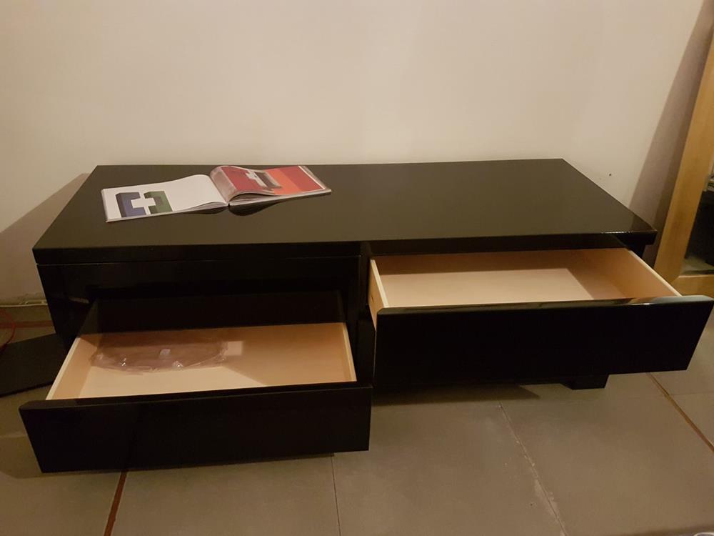 Como' e comodini COMO' Axil