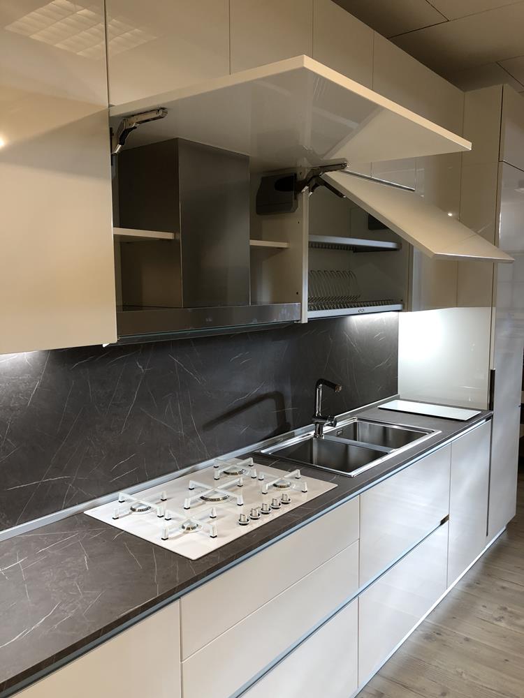 CUCINA MODELLO DELINEA - SCAVOLINI