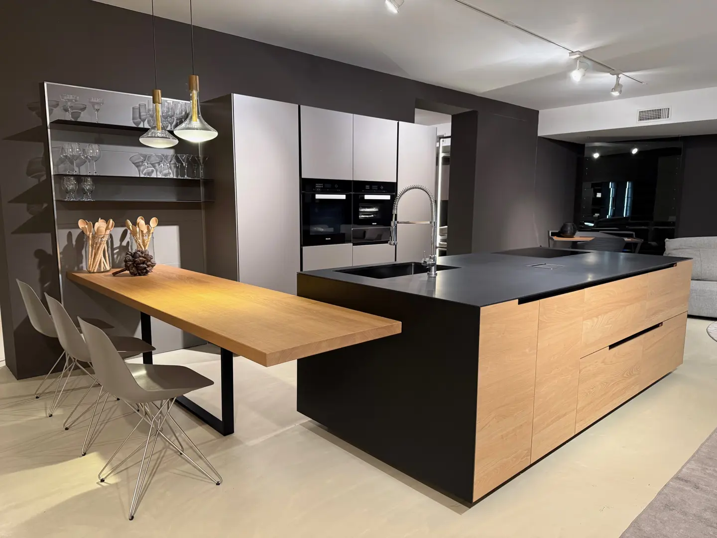 CUCINA MOD PHOENIX VARENNA/POLIFORM