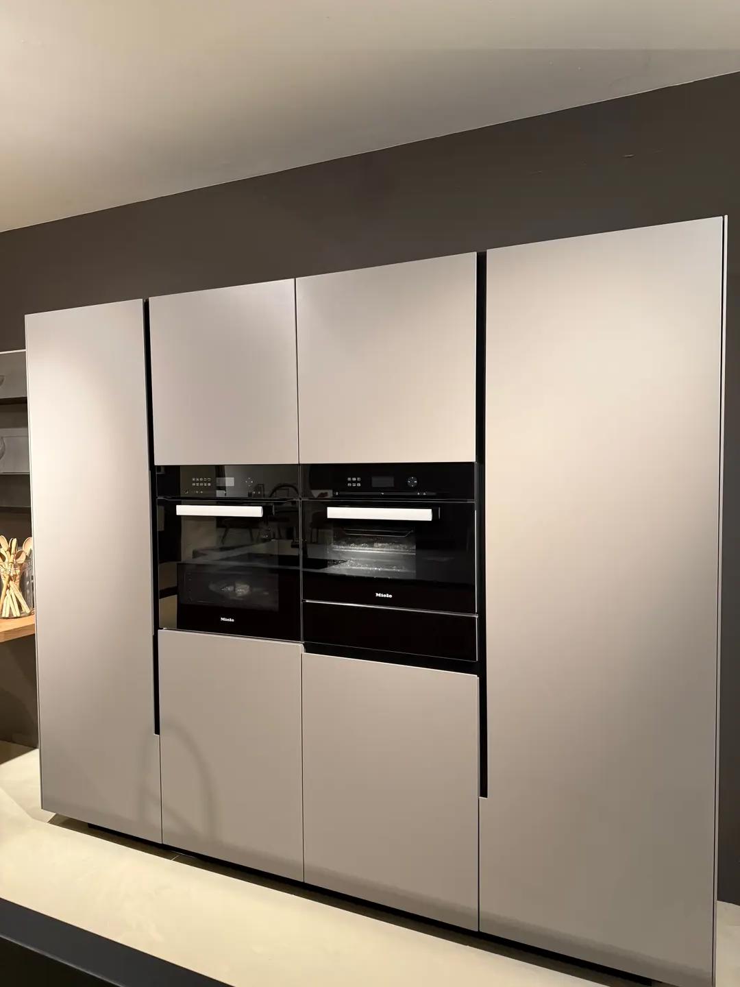 CUCINA MOD PHOENIX VARENNA/POLIFORM