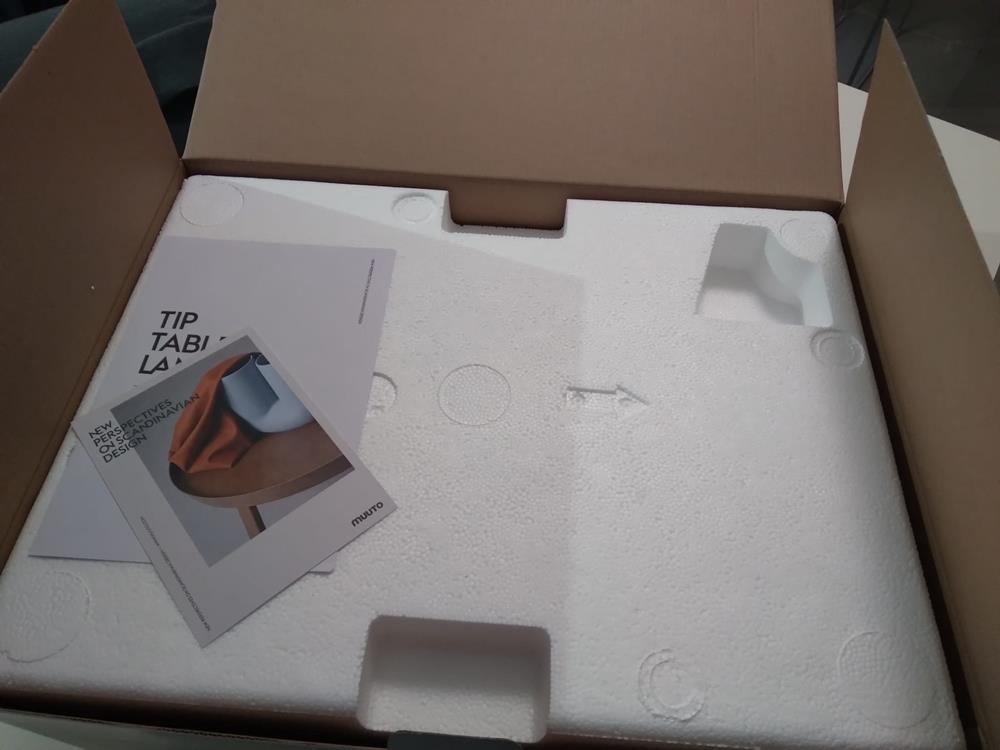Lampada da tavolo TIP TABLE Muuto