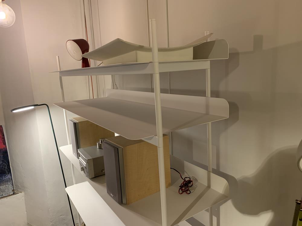 Libreria SHELVING SYSTEM Muuto