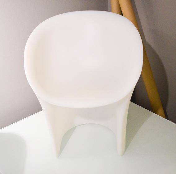 MOROSO poltroncina Moon polietilene bianco 