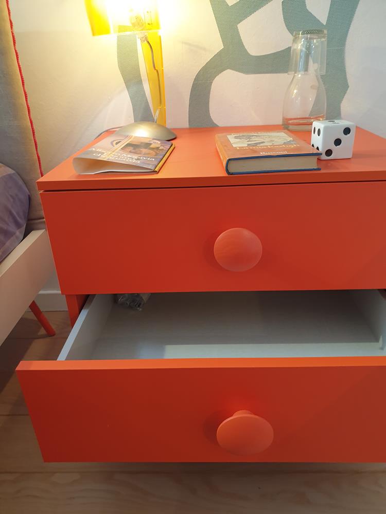 NIDI comodino sospeso rosso pomodoro
