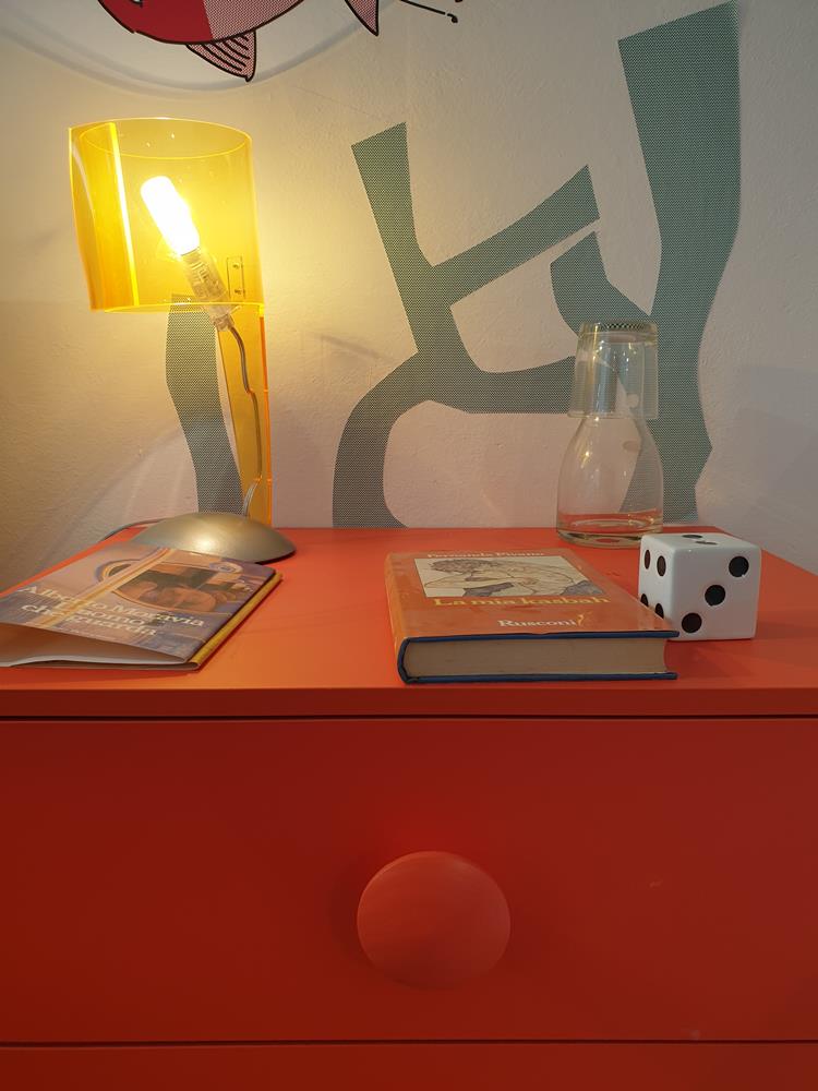 NIDI comodino sospeso rosso pomodoro