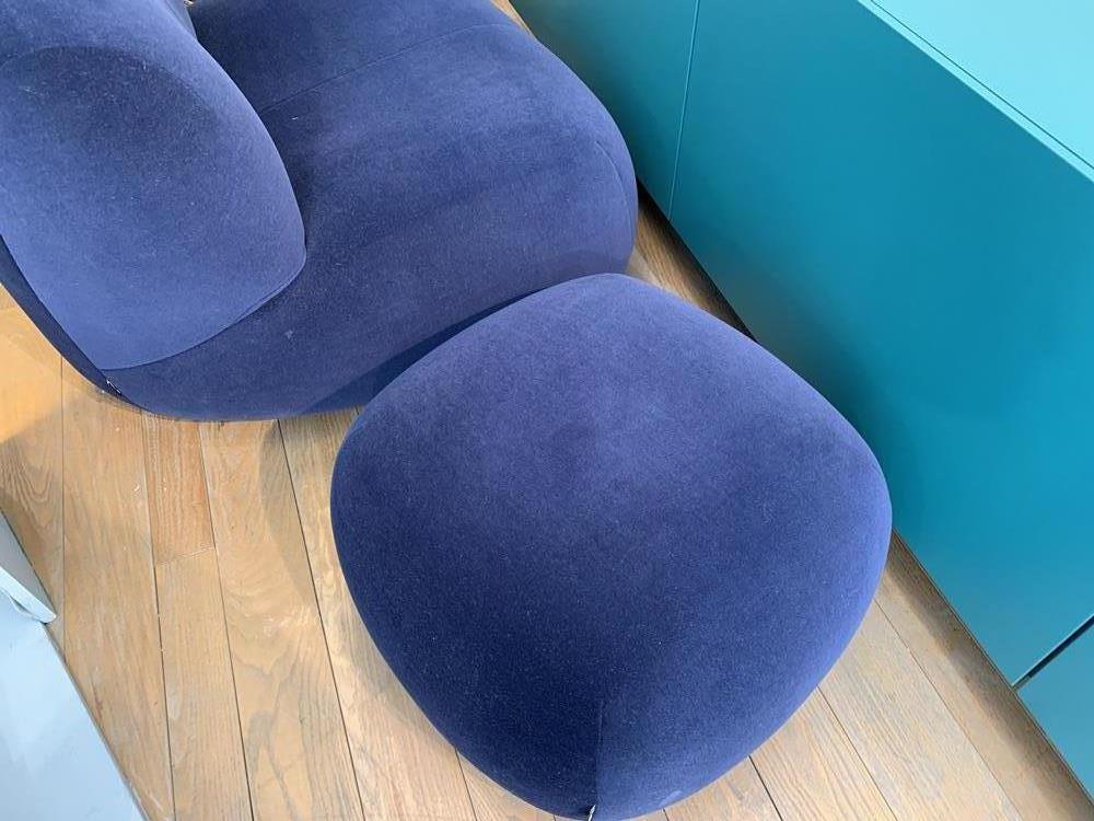 Poltrona e pouff PUKKA Ligne Roset