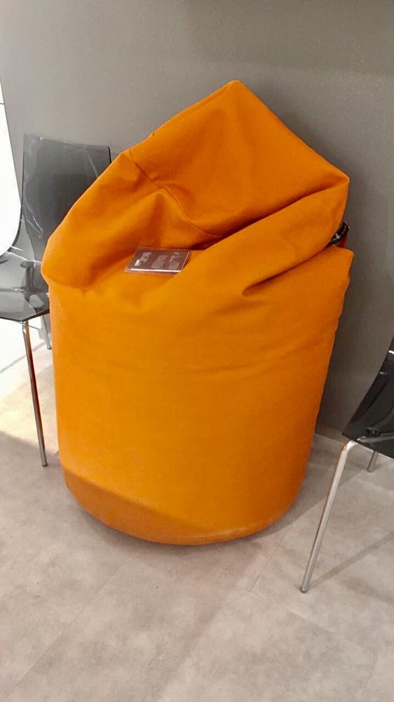 POUFF OSCAR