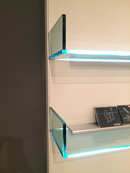 TONELLI Lighterie pann mensole luce+carrello Tv