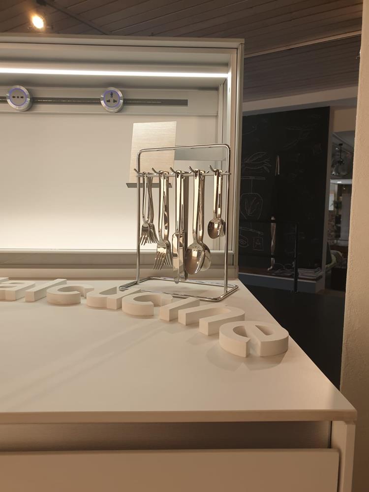 VALCUCINE ARTEMATICA isola Unicolor bianco VETRO 