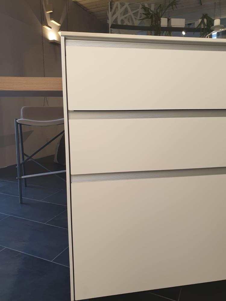 VALCUCINE ARTEMATICA isola Unicolor bianco VETRO 