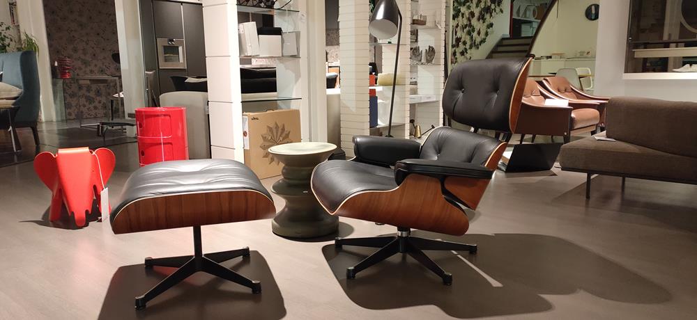 Vitra Lounge Chair & ottoman 