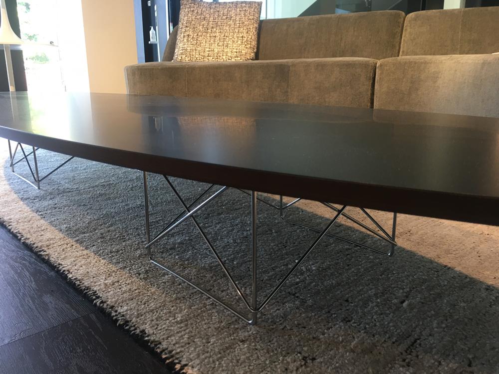 Tavolino Elliptical Table