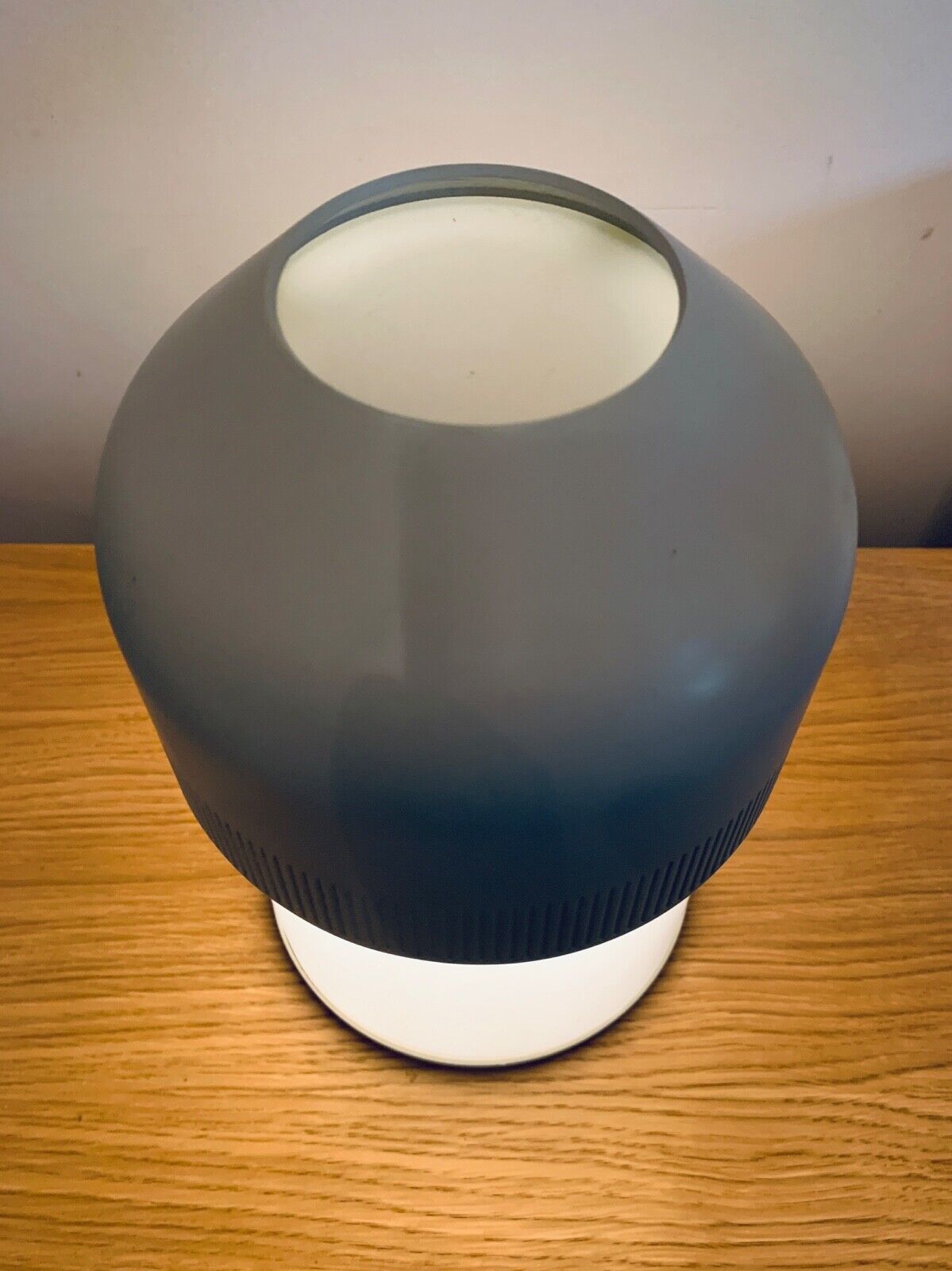 Lampada da tavolo VOLUME Lightyears