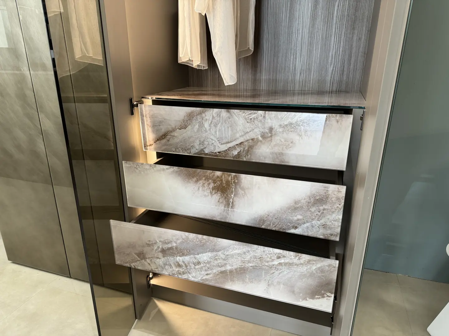 Armadio battente Now