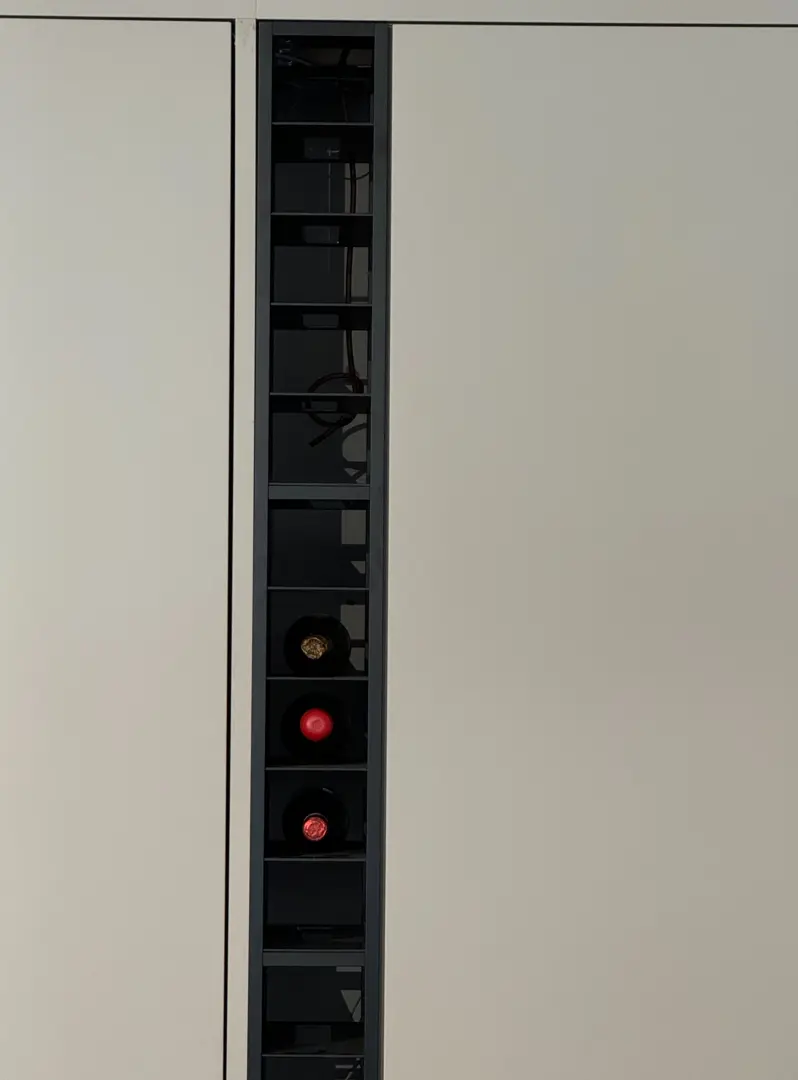 composizione cucina con COLONNE RIENTRANTI 