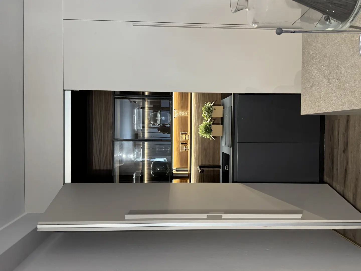 composizione cucina con COLONNE RIENTRANTI 