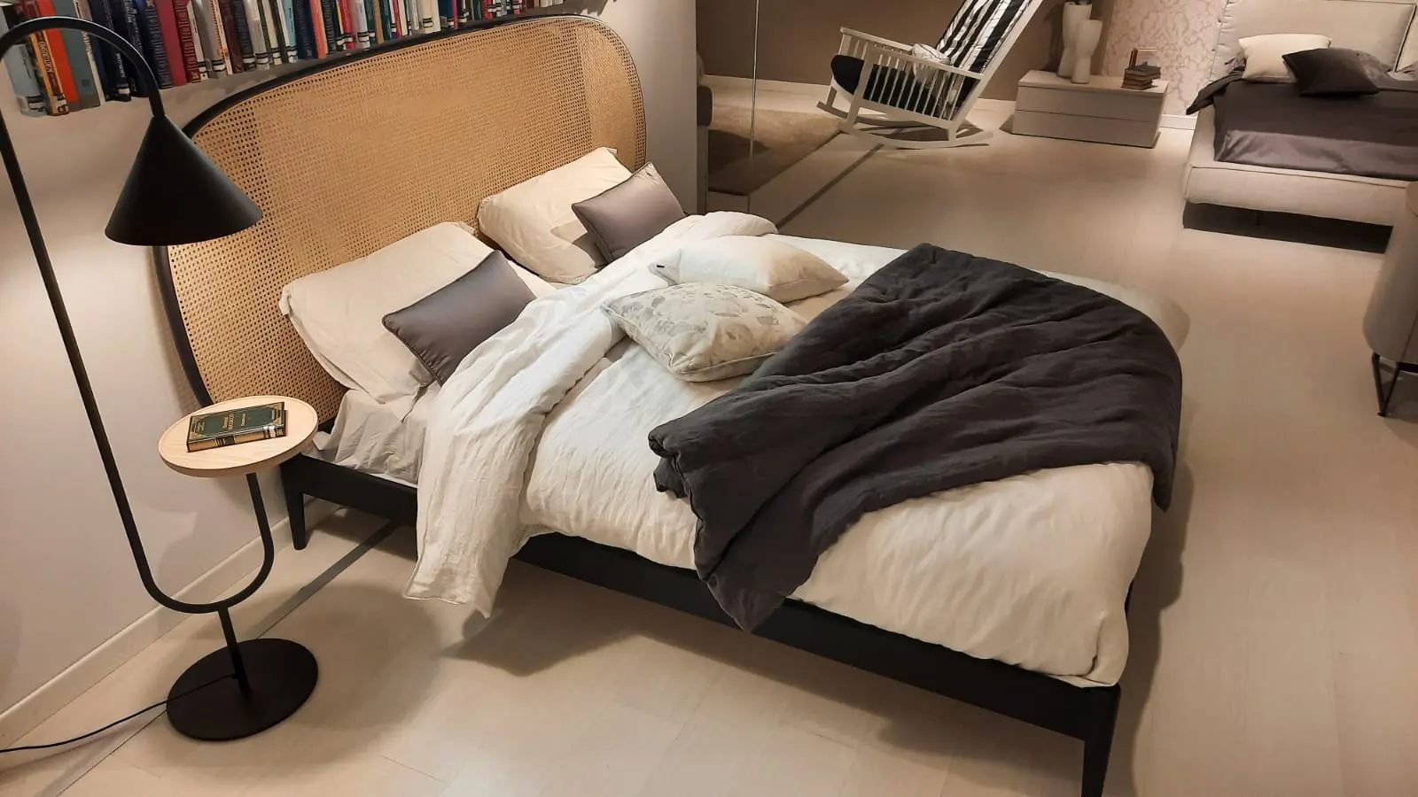 Letto Miniforms mod. Shiko Wien