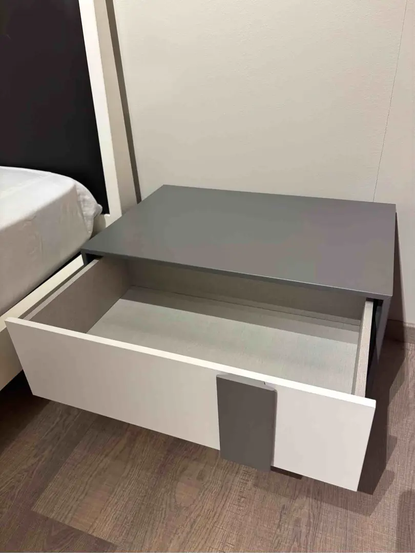 Comodino Quadro 12 Basso