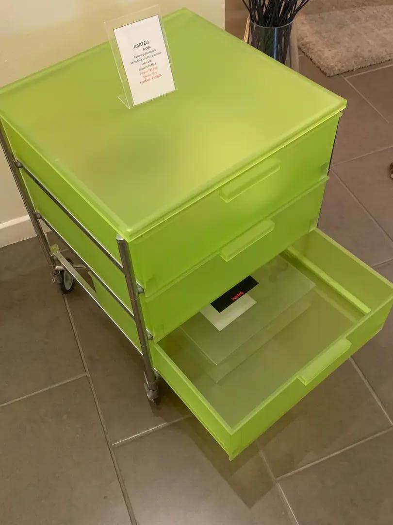 CASSETTIERA CON RUOTE KARTELL, MODELLO MOBIL