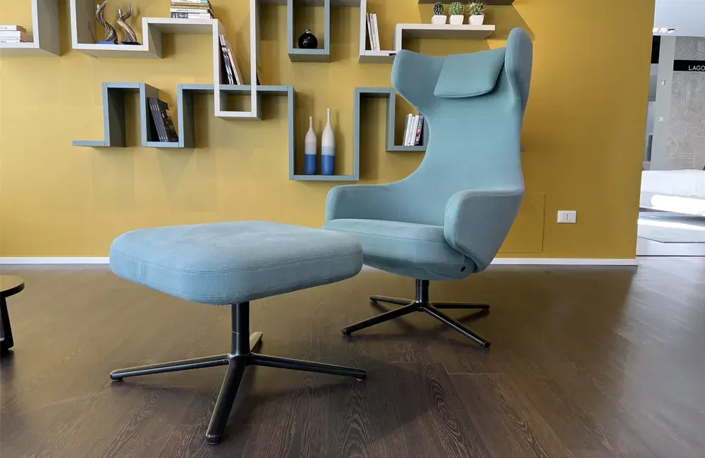 Vitra Poltrona Grand Repos 