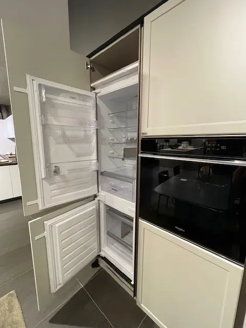 CUCINA FRAME