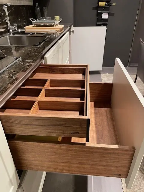 CUCINA FRAME
