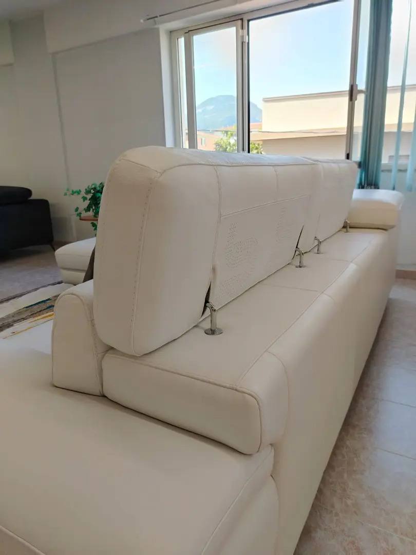 Divano in pelle 