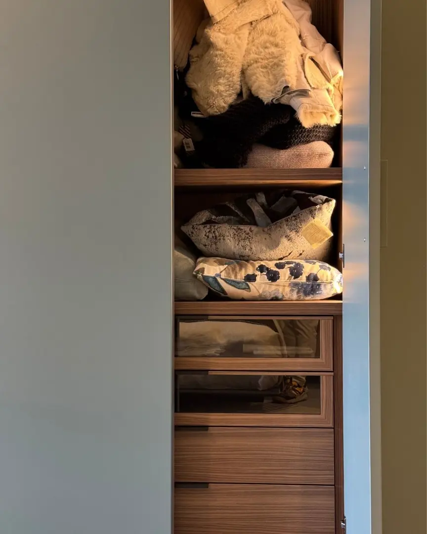 Armadio Lema Prima 6 ante battenti laccato verde Timo maniglia incasso