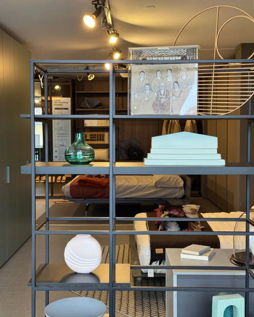 Plain libreria lema con contenitori verde Salvia