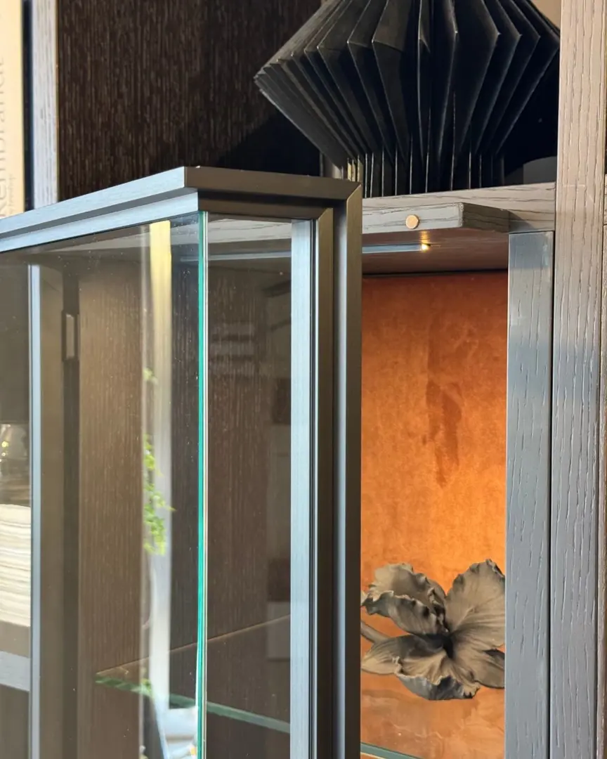 Selecta Lema composizione libreria con teche rovere moro