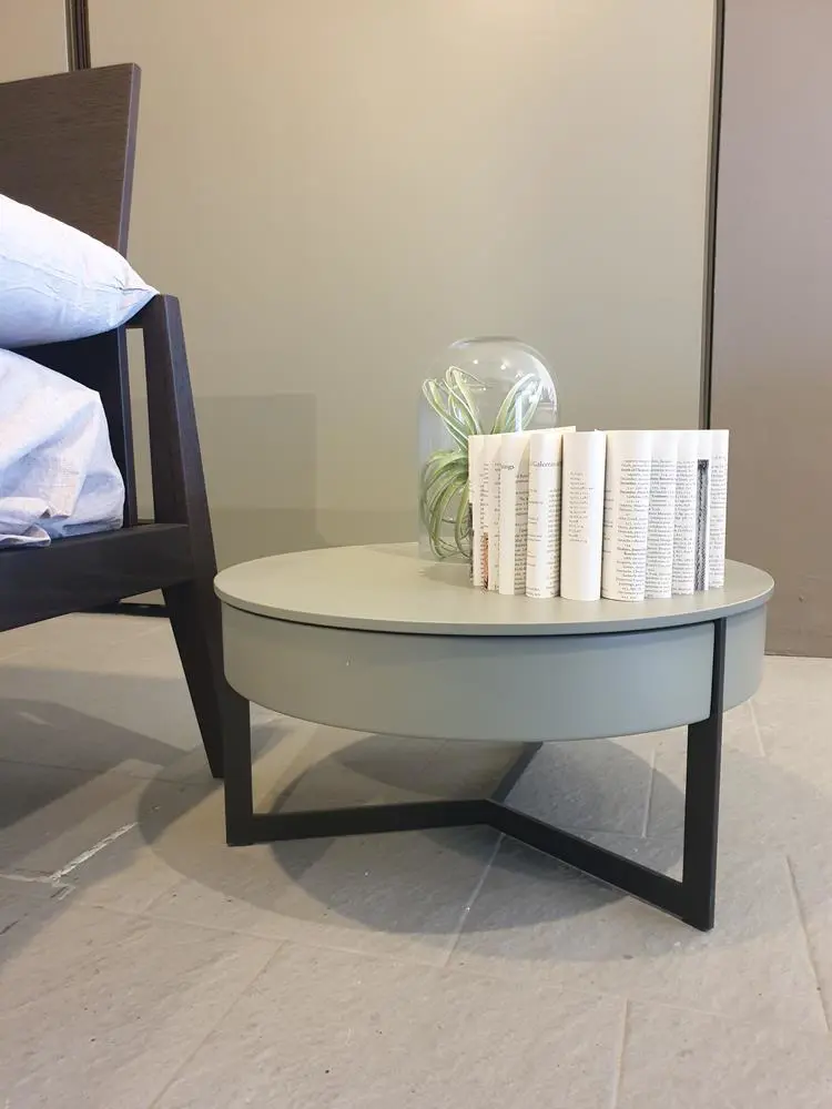 Sign tavolino lema con cassetto laccato salvia