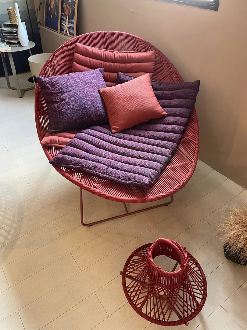 Panama divano relax intrecciato rosso con cuscini