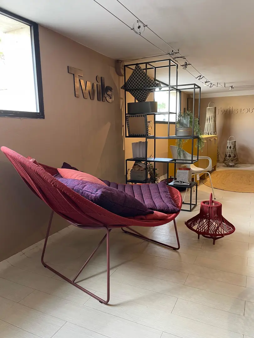 Panama divano relax intrecciato rosso con cuscini