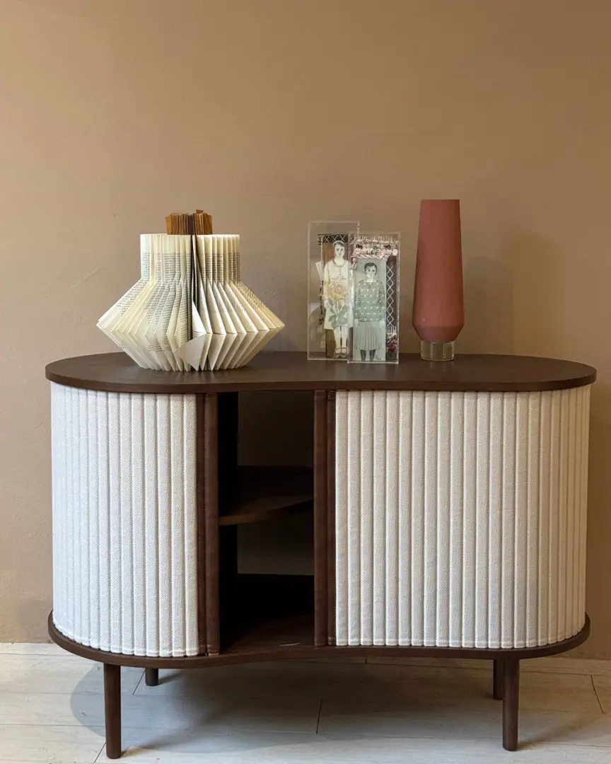 Audacious mobile contenitore a fagiolo con ante in tessuto 