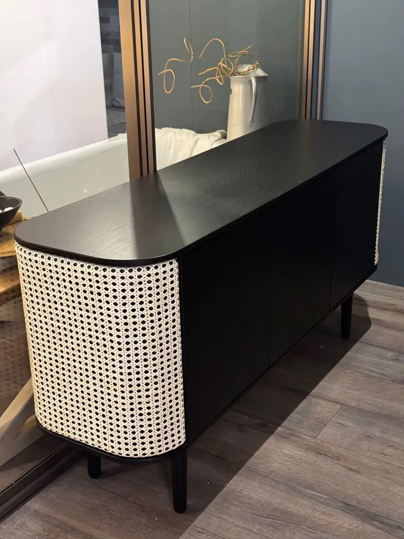 Treasures credenza 3 ante con sportelli laterali paglia