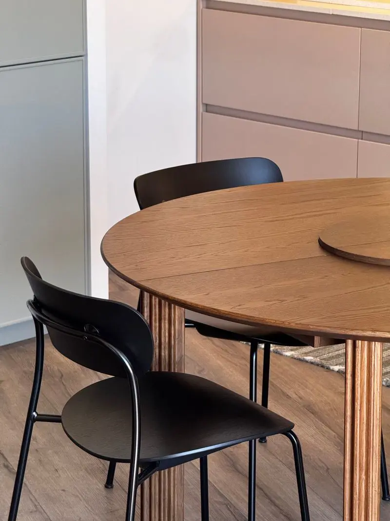 Pavilion  4 sedie rovere laccato nero 