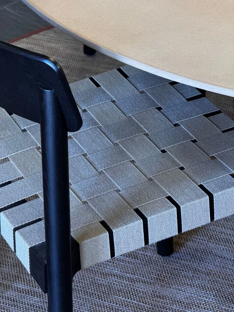 Betty 4 sedie rovere laccato nero e corda lino