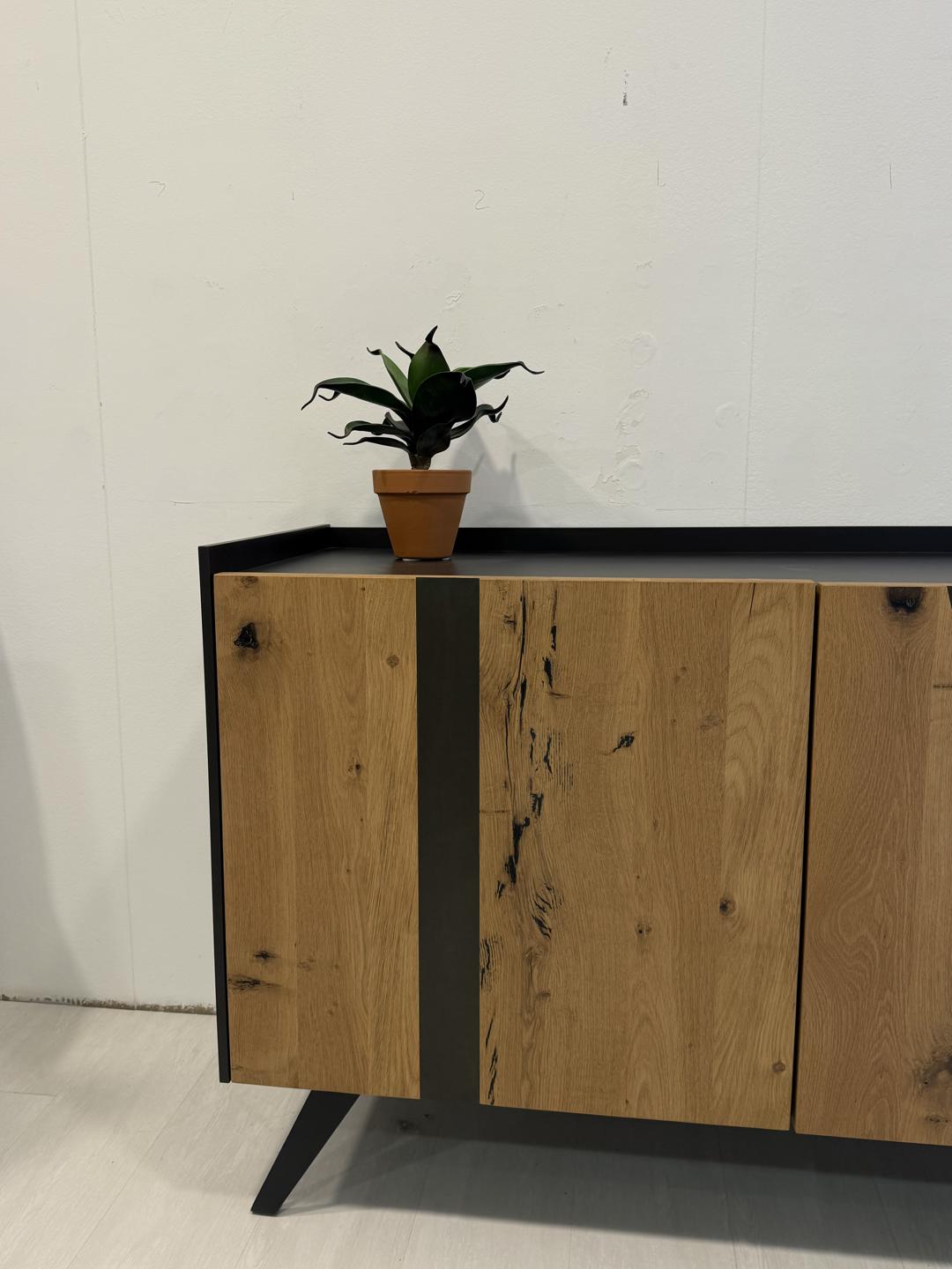 Madia Elly Altacorte