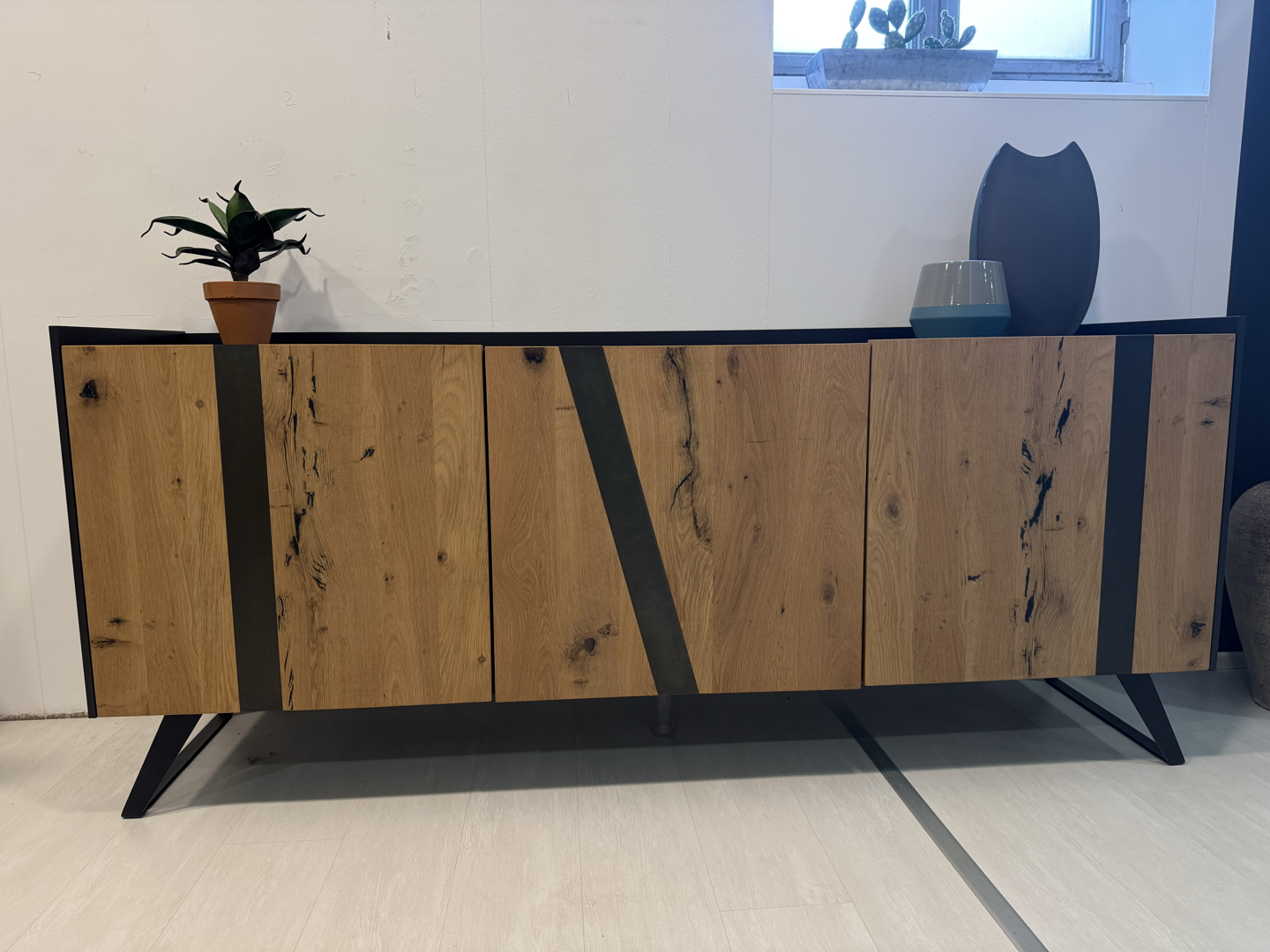 Madia Elly Altacorte