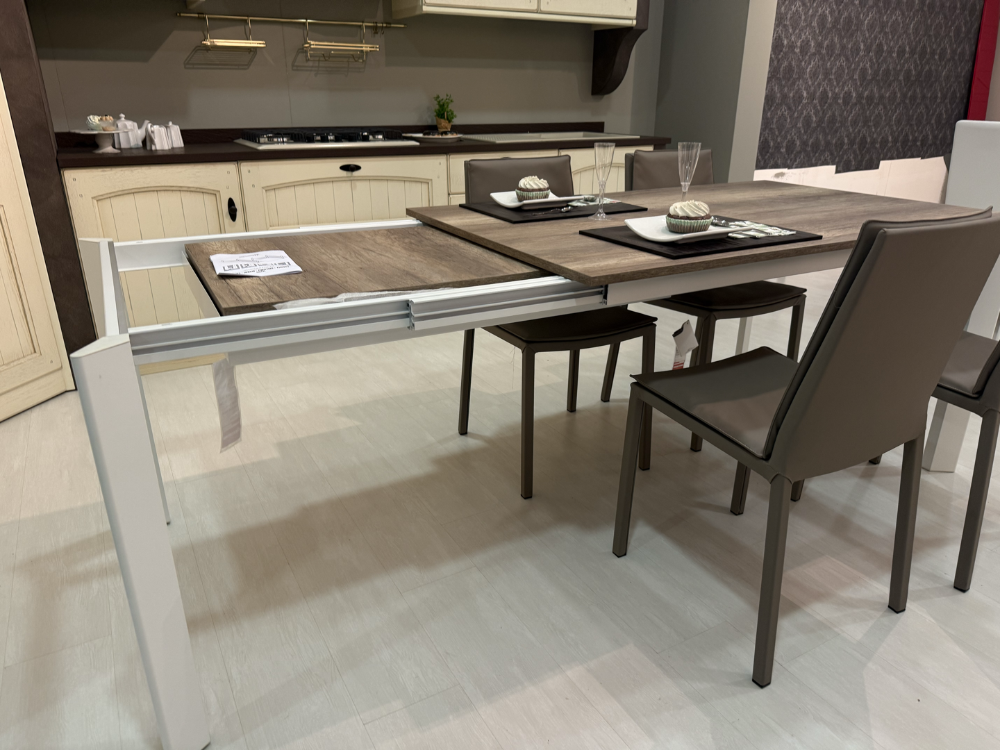 Tavolo Mario Primavera