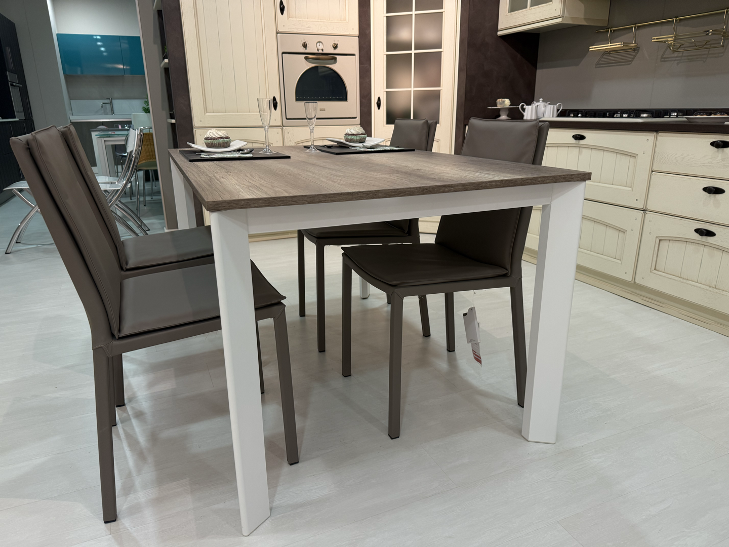 Tavolo Mario Primavera