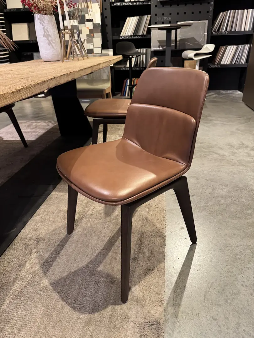 Sedia Barbican MOLTENI&C (disponibili 4 pezzi)