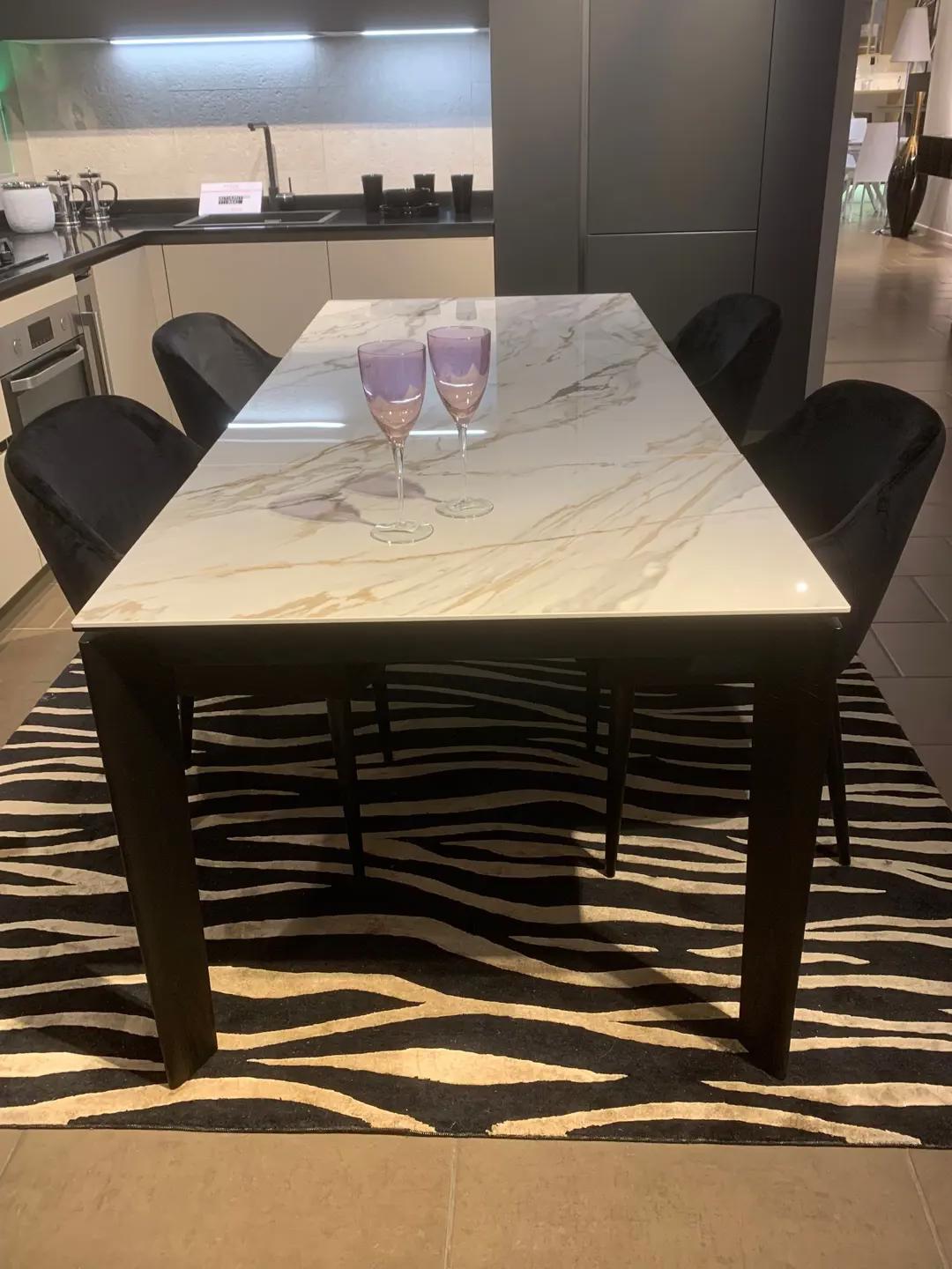 DOGMA TAVOLO - CALLIGARIS