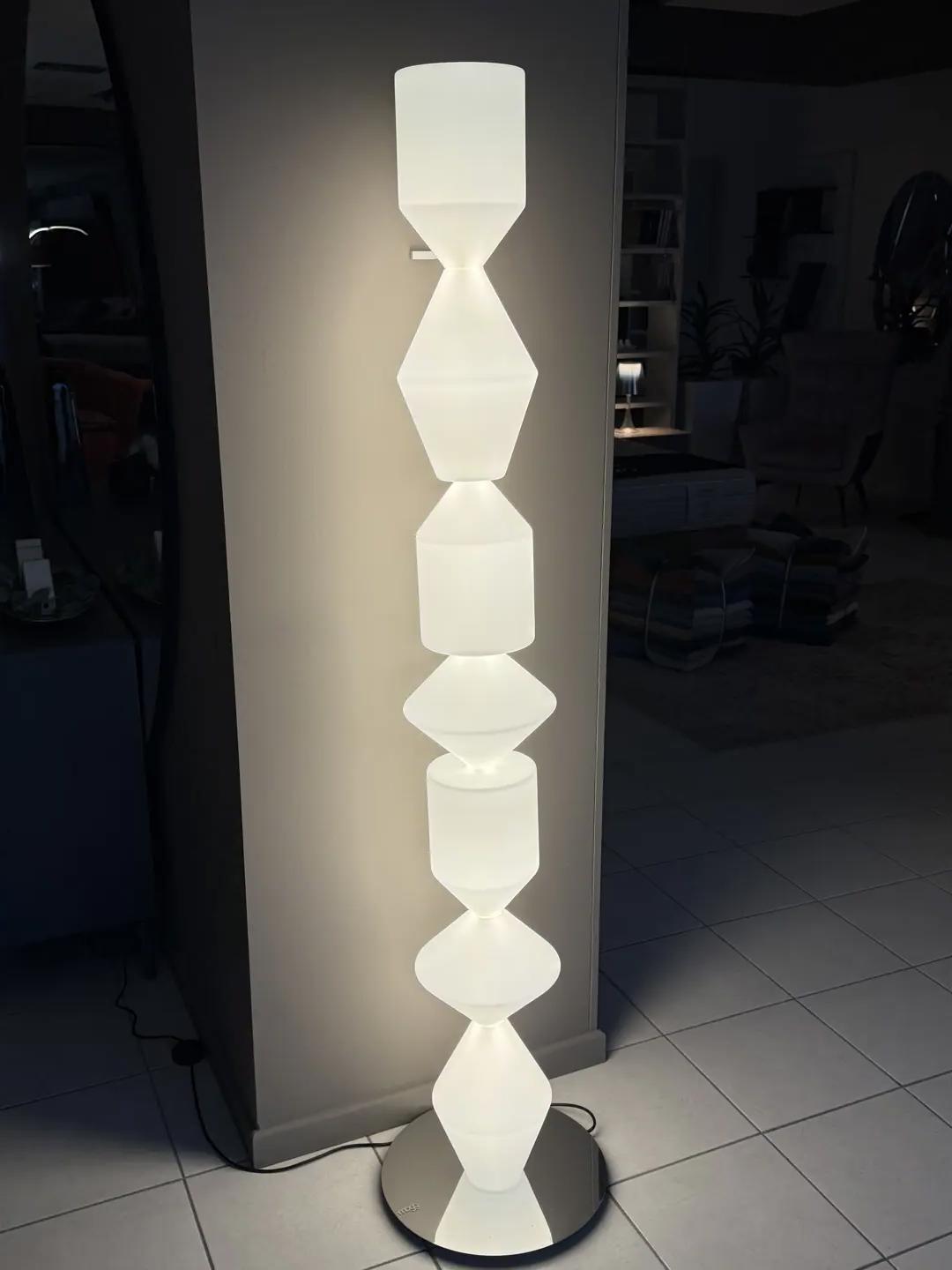 Lampada costantina opal 