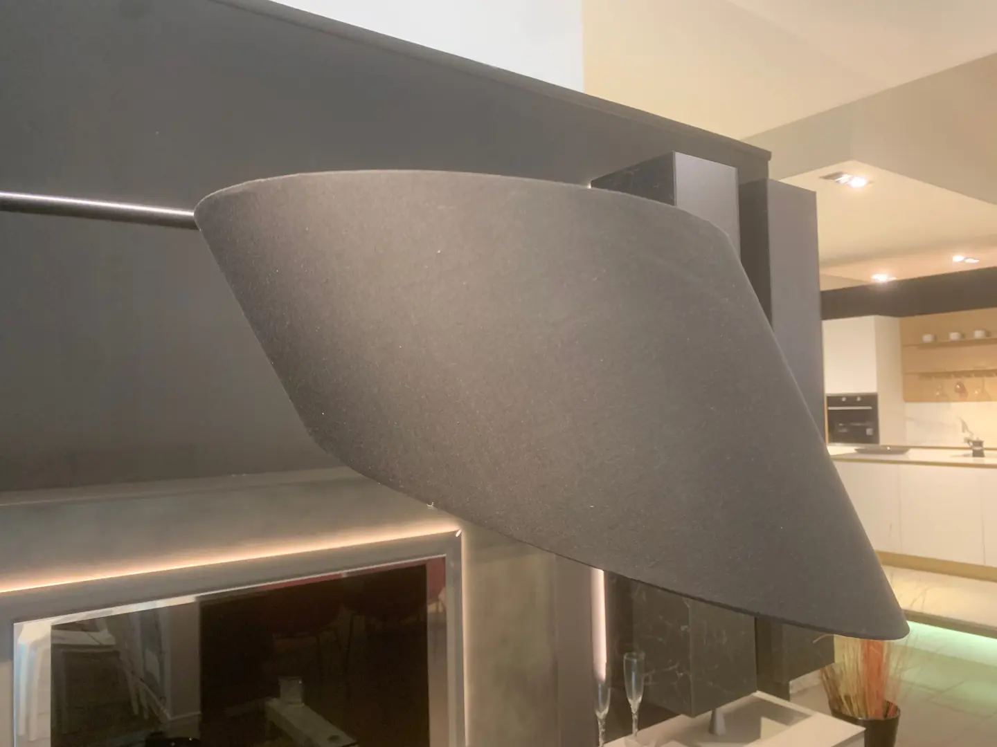 LAMPADA FLAG - CATTELAN