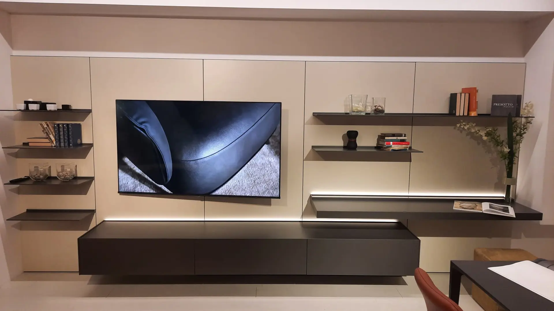 Poliform parete Code